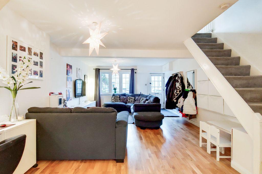 Buy or rent a property | Chandos Road, London E15 1TT