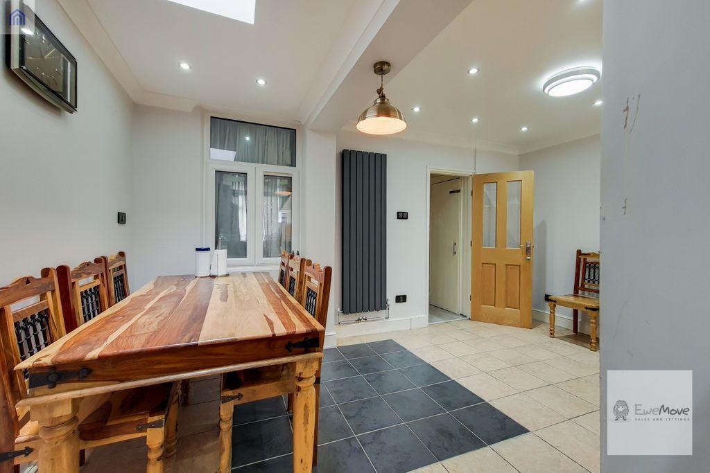 Buy or rent a property | Chandos Road, London E15 1TU