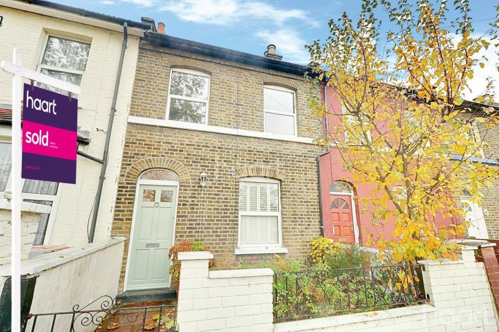 Buy or rent a property | Chandos Road, London E15 1TX