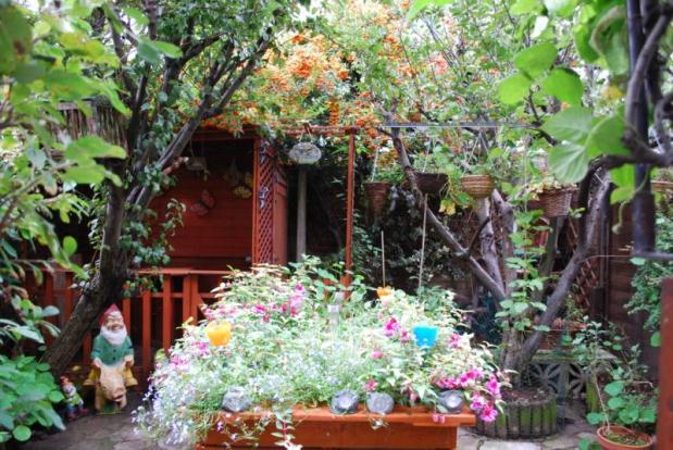 Buy or rent a property | Abbotsbury Close, London E15 2RR