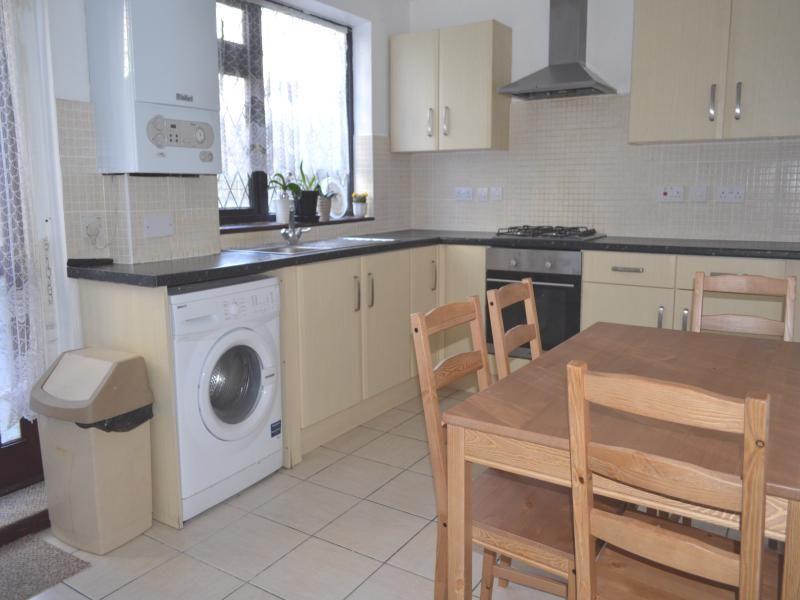 Buy or rent a property | Abbotsbury Close, London E15 2RR