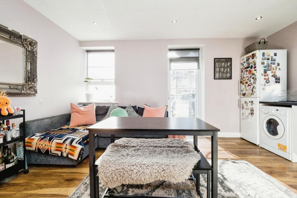Buy or rent a property | Memorial Avenue, London E15 3BT