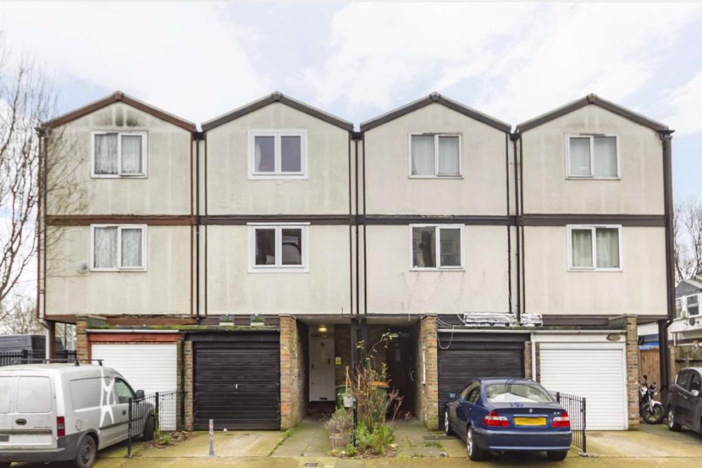 Buy or rent a property | Memorial Avenue, London E15 3DB