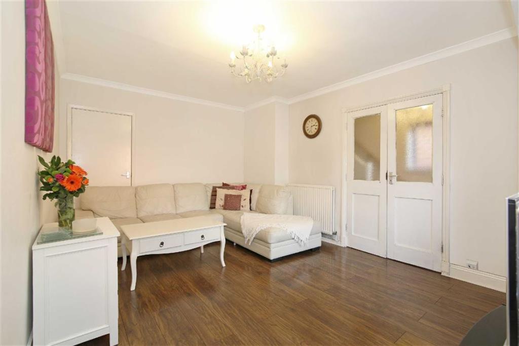 Buy or rent a property | Ranelagh Road, London E15 3DP