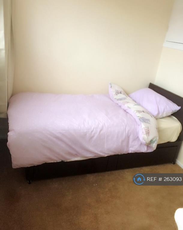 Buy or rent a property | Plaistow Road, London E15 3EU