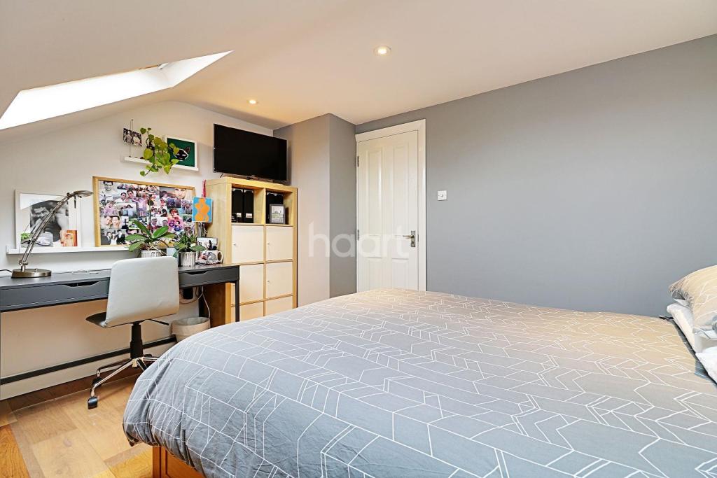 Buy or rent a property | Willis Road, London E15 3HH