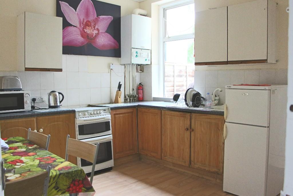 Buy or rent a property | Richford Road, London E15 3PQ