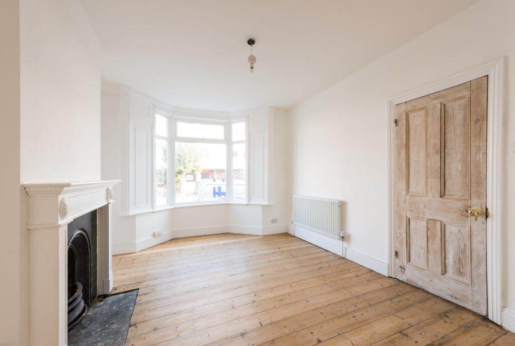Buy or rent a property | West Road, London E15 3PX