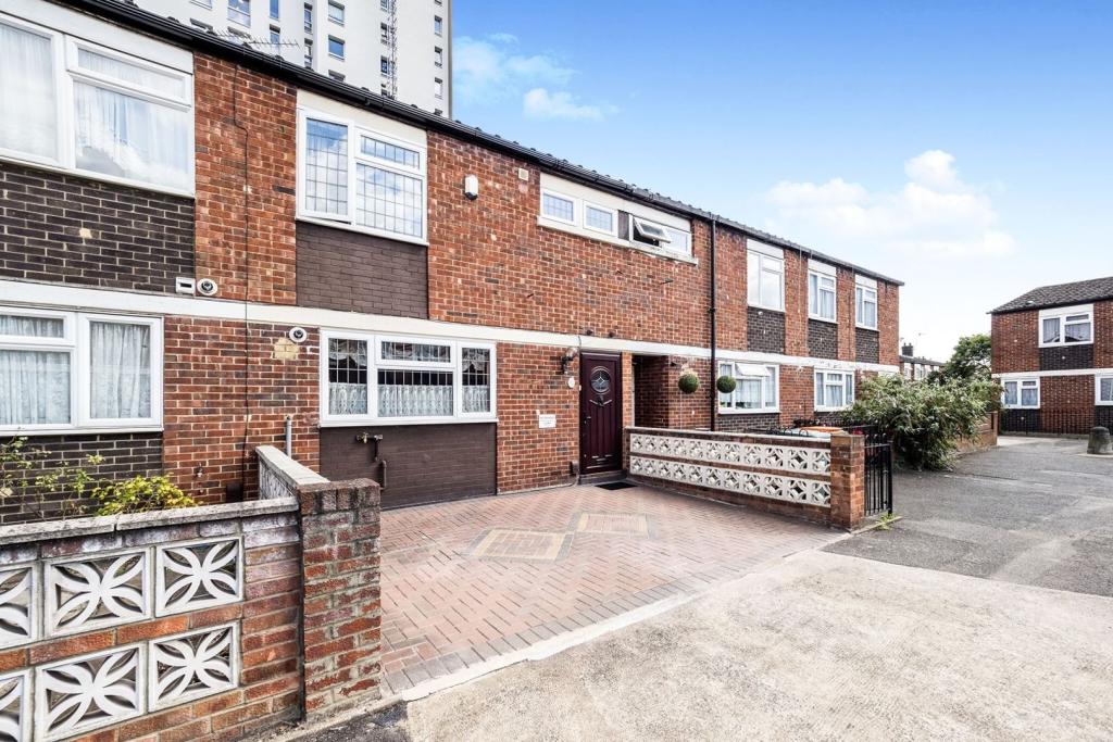 Buy or rent a property | Park Grove, London E15 3QT