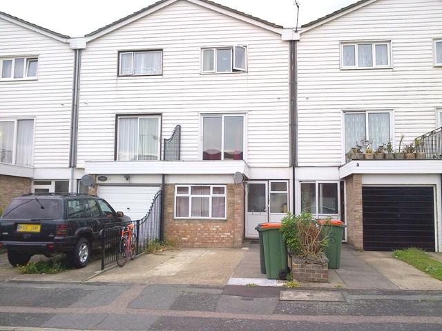 Buy or rent a property | Evesham Road, London E15 4AL