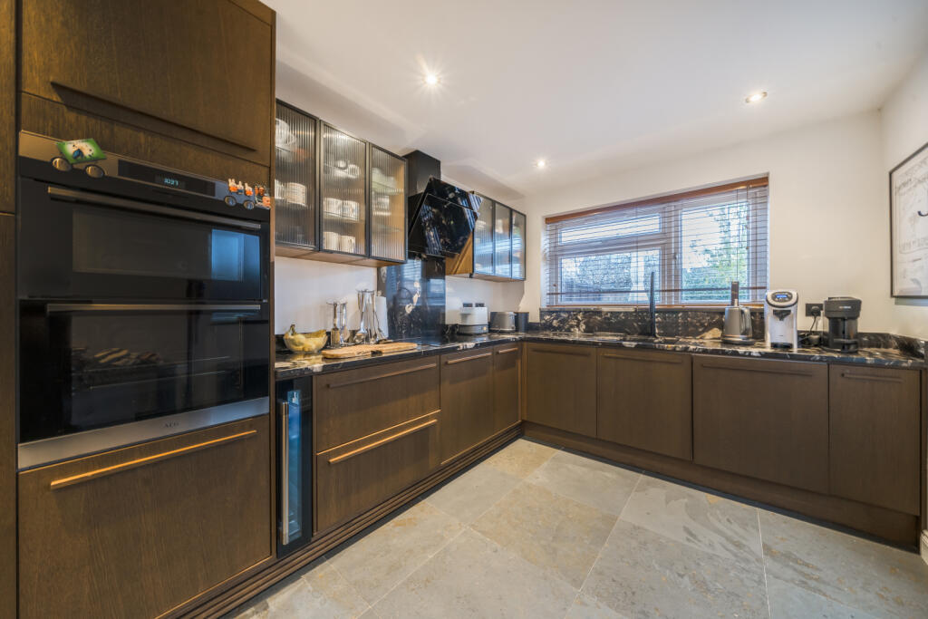 Buy or rent a property | Hartland Road, London E15 4AR