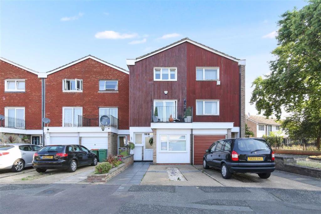 Buy or rent a property | Amity Road, London E15 4AT