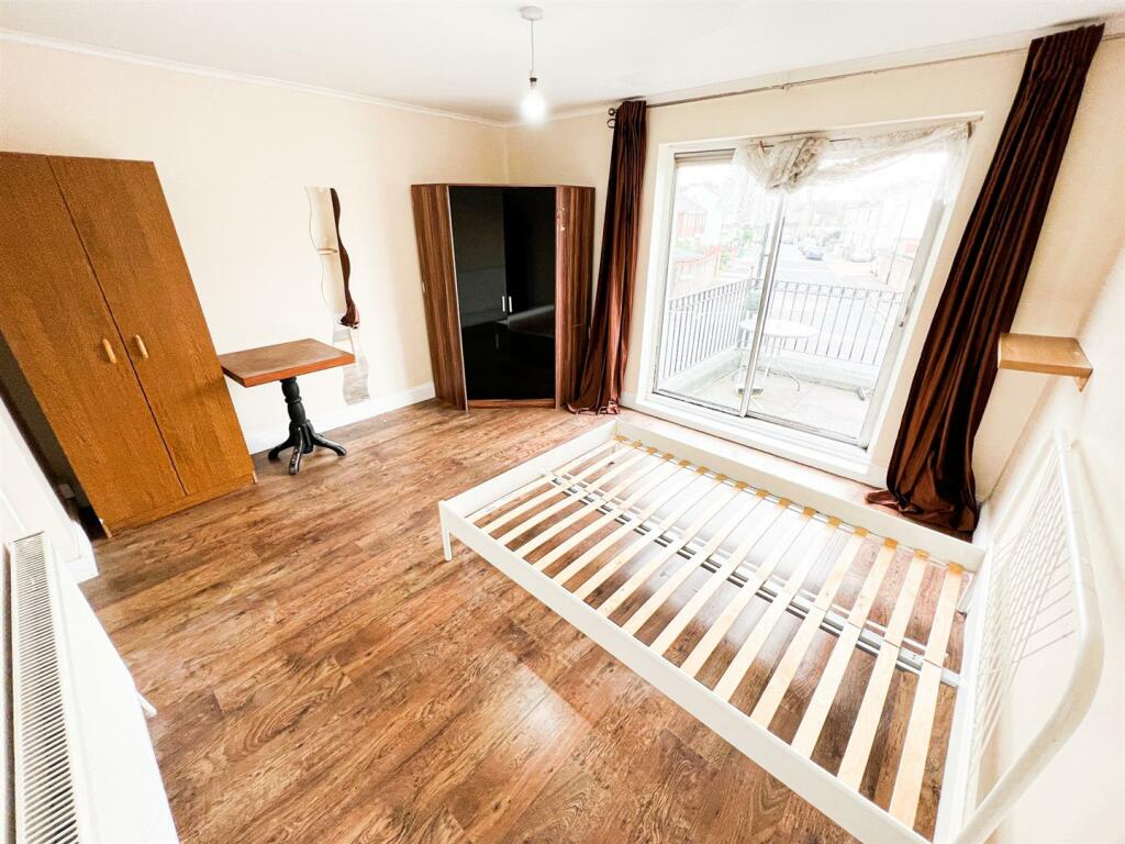 Buy or rent a property | Amity Road, London E15 4AT