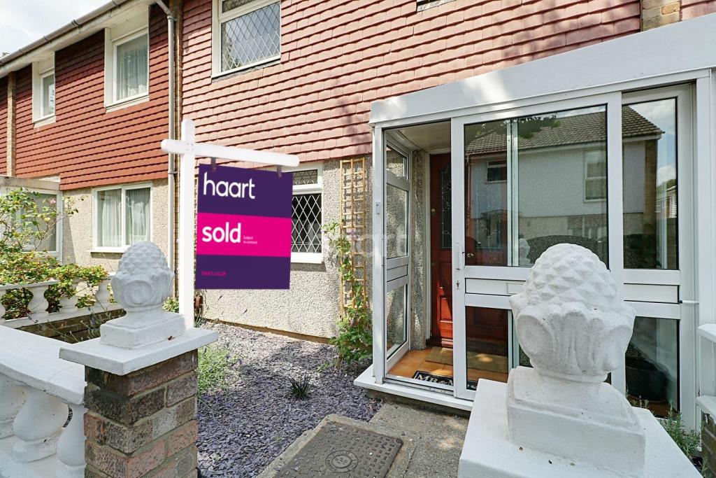 Buy or rent a property | Devenay Road, London E15 4AZ
