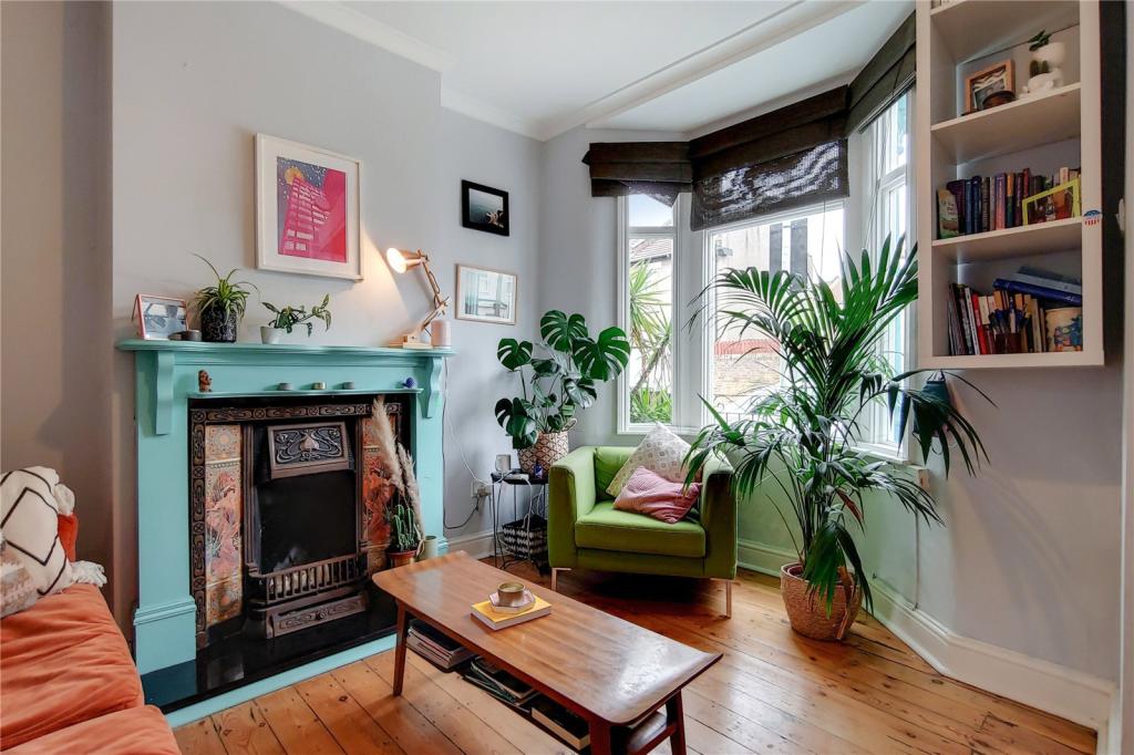 Buy or rent a property | Glenavon Road, London E15 4DD