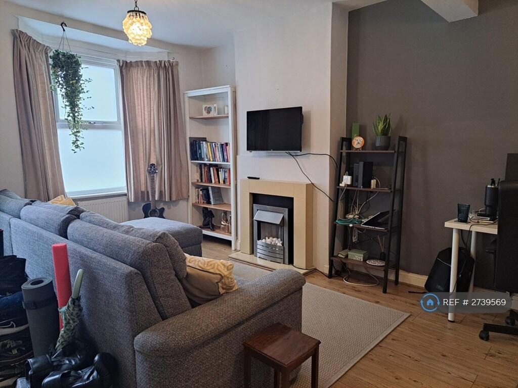 Buy or rent a property | Tavistock Road, London E15 4EP
