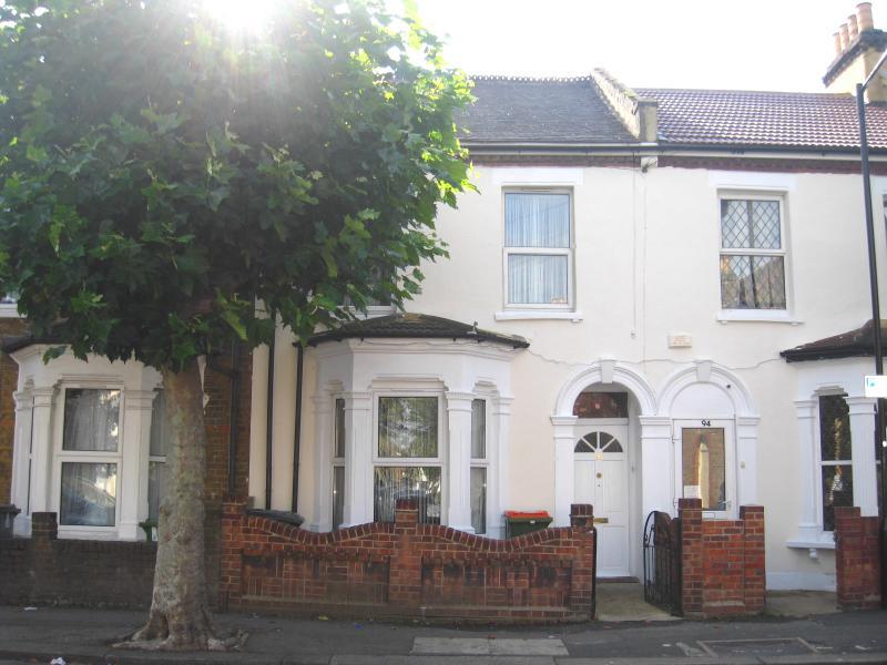Buy or rent a property | Warwick Road, London E15 4LA