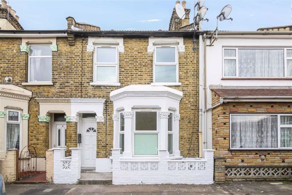 Buy or rent a property | Torrens Road, London E15 4NA