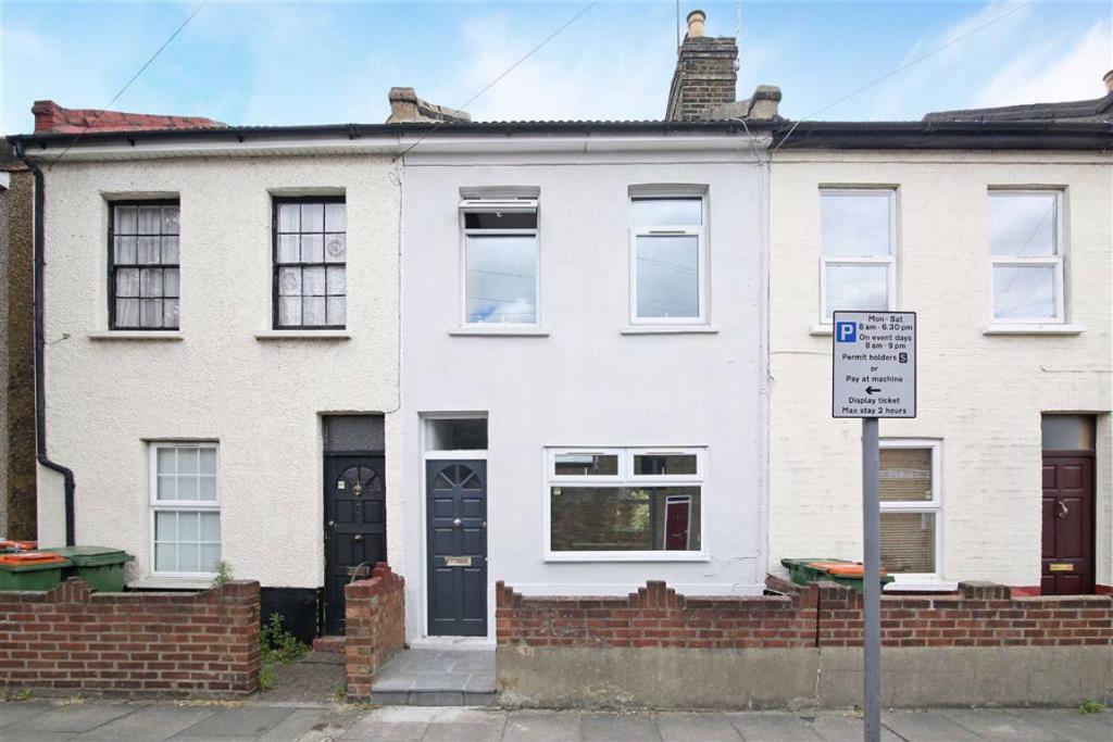 Buy or rent a property | Martha Road, London E15 4NP
