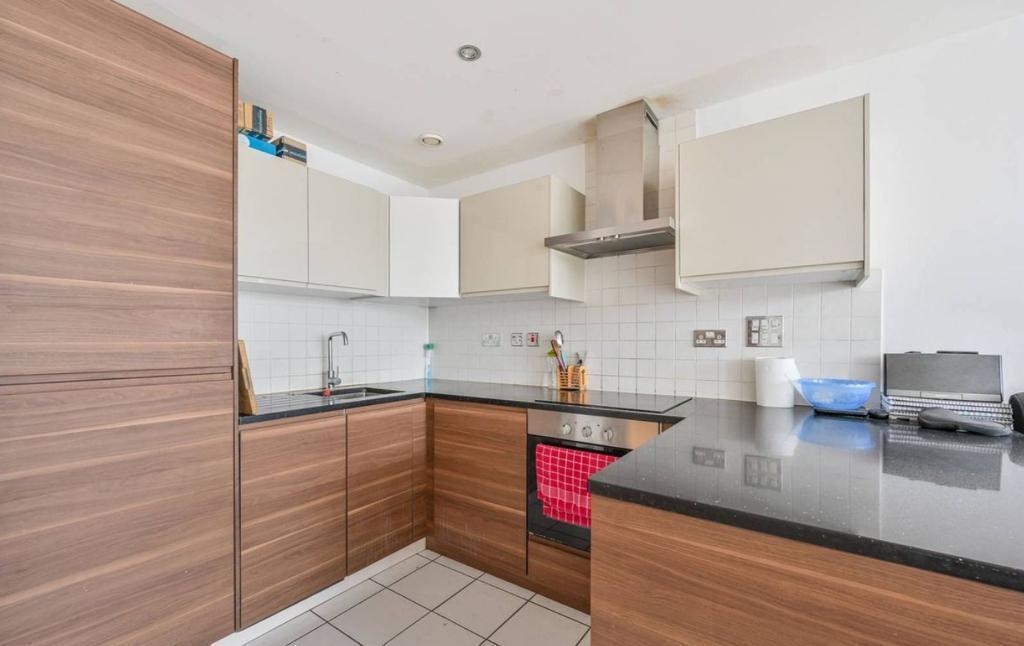 Buy or rent a property | Western Gateway, London E16 1AS