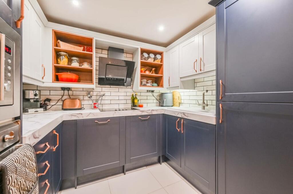 Buy or rent a property | Western Gateway, London E16 1BA