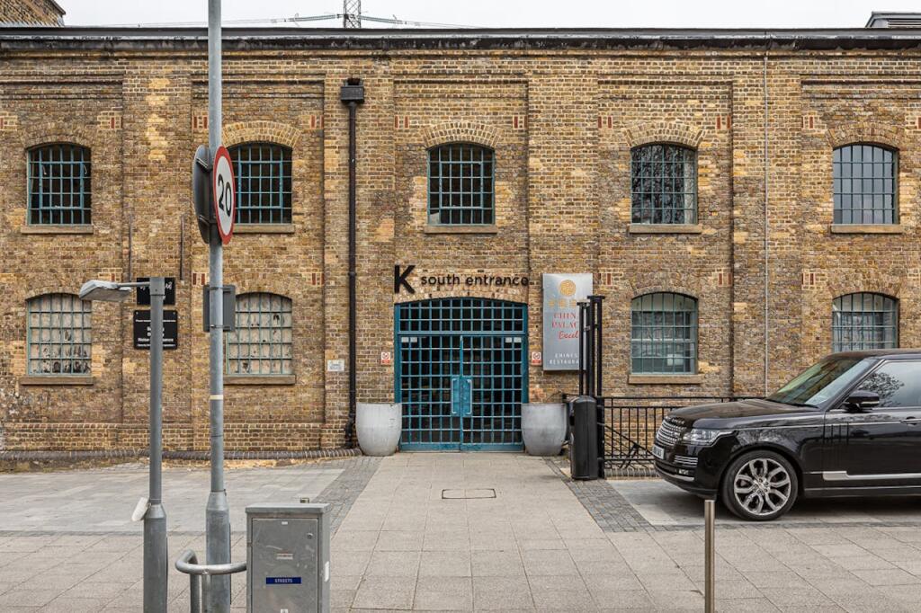 Buy or rent a property | Western Gateway, London E16 1DR