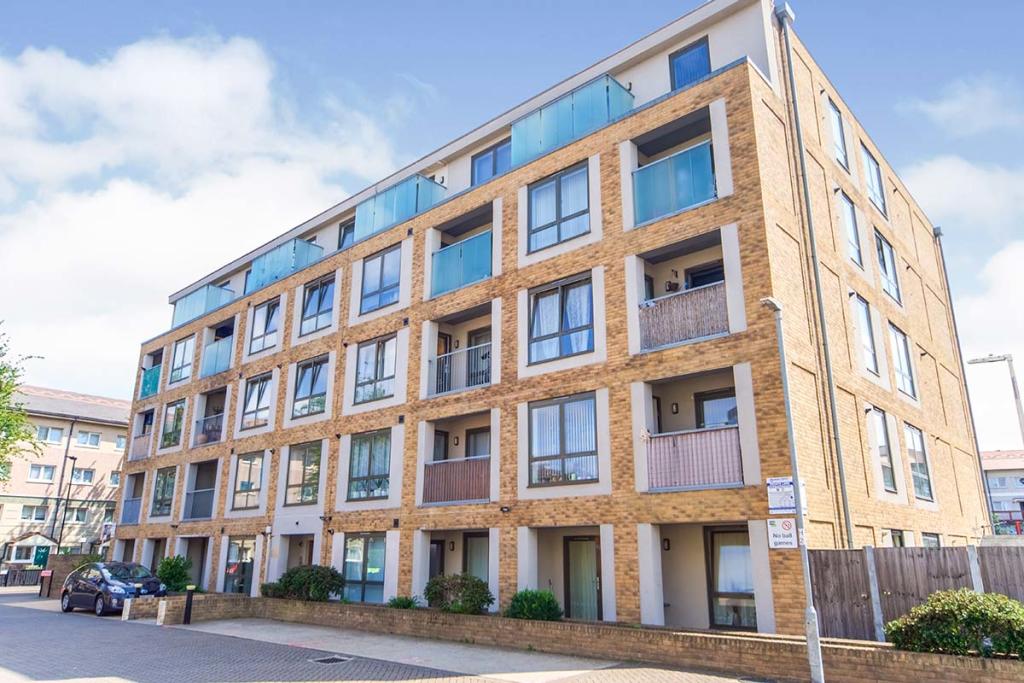 Buy or rent a property | Crediton Road, London E16 1GD