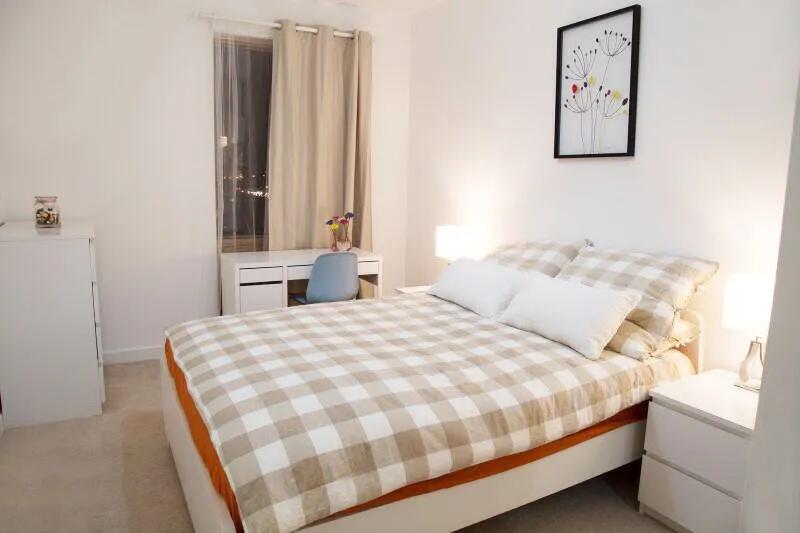 Buy or rent a property | Silvertown Square, London E16 1GW