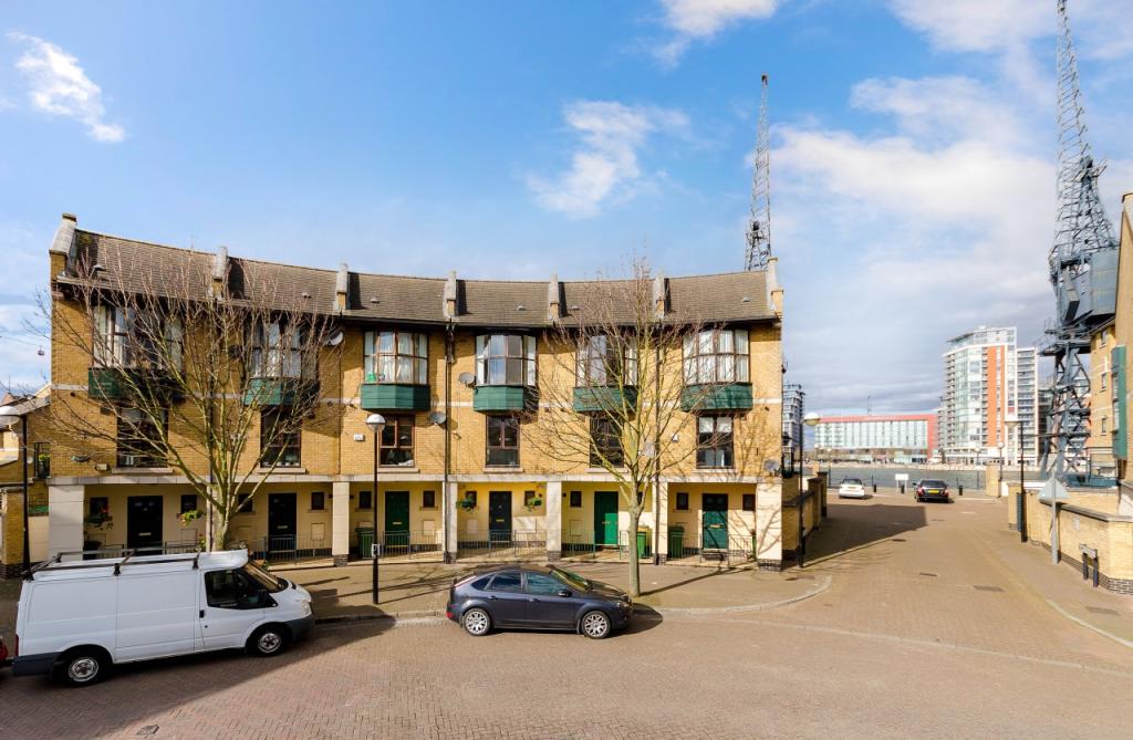Buy or rent a property | Britannia Gate, London E16 1SE