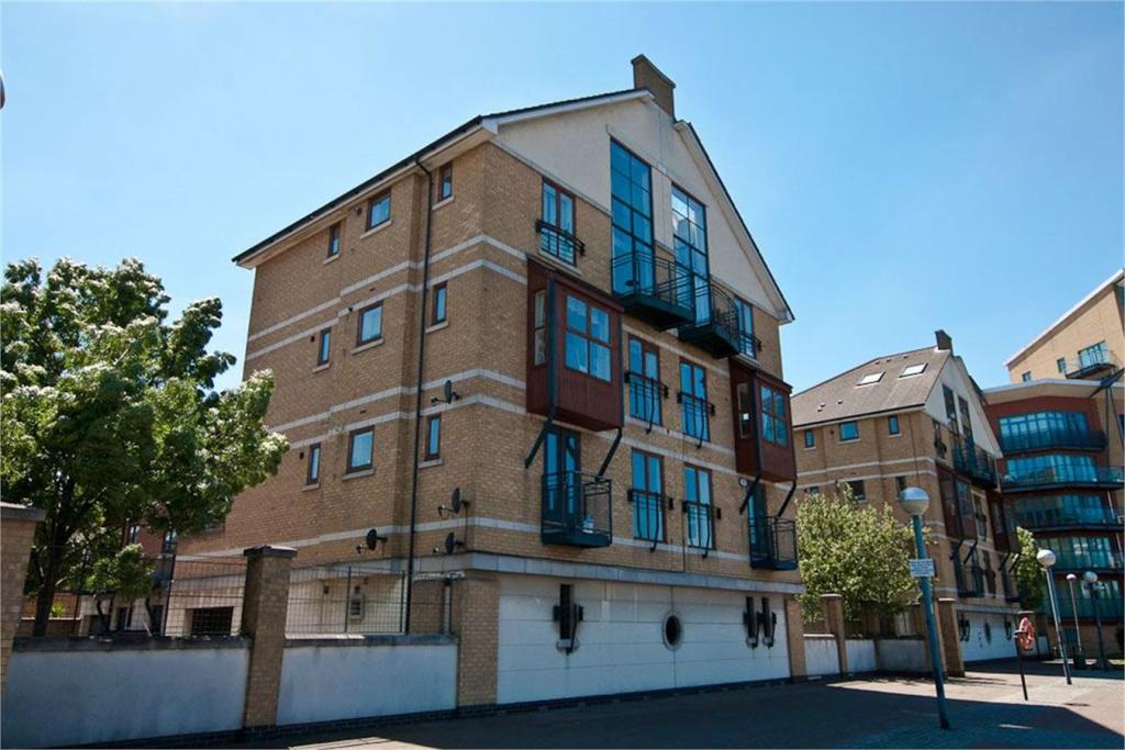 Buy or rent a property | Capulet Mews, London E16 1SQ