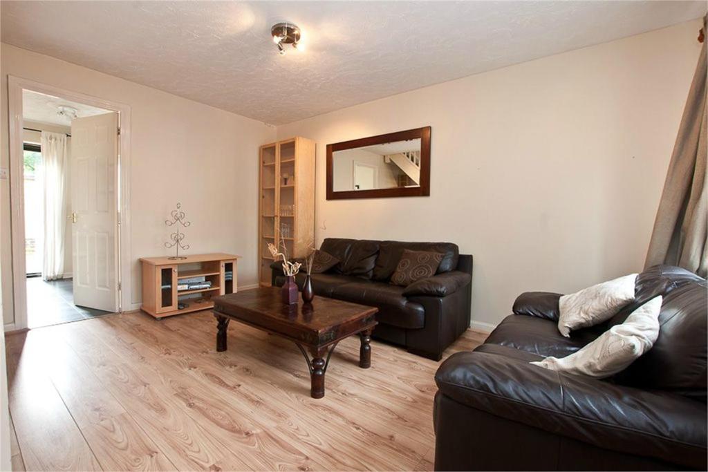 Buy or rent a property | Gatcombe Road, London E16 1TB