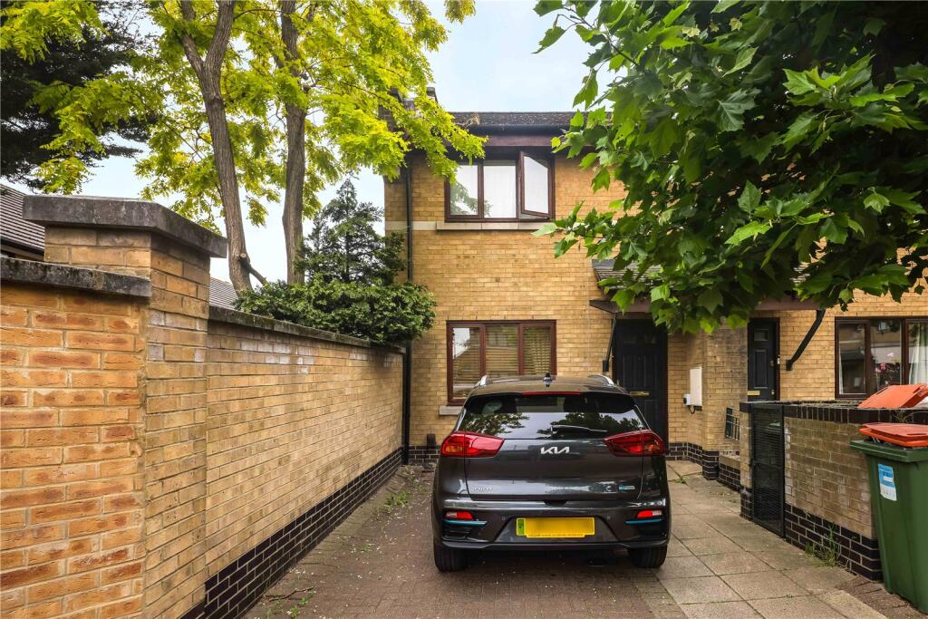 Buy or rent a property | Beaulieu Avenue, London E16 1TS
