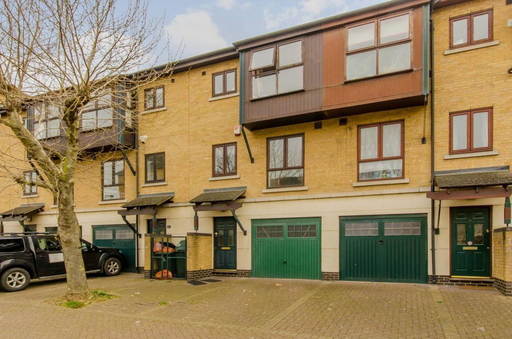 Buy or rent a property | Keats Avenue, London E16 1TW