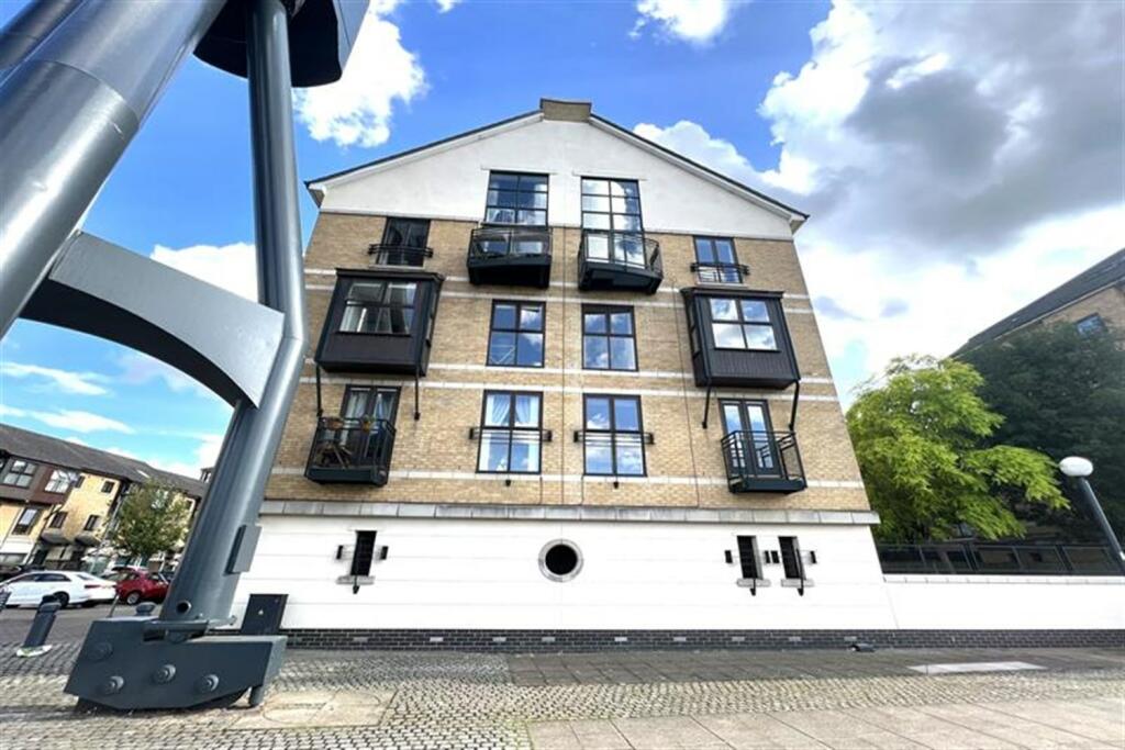 Buy or rent a property | Constable Avenue, London E16 1TZ