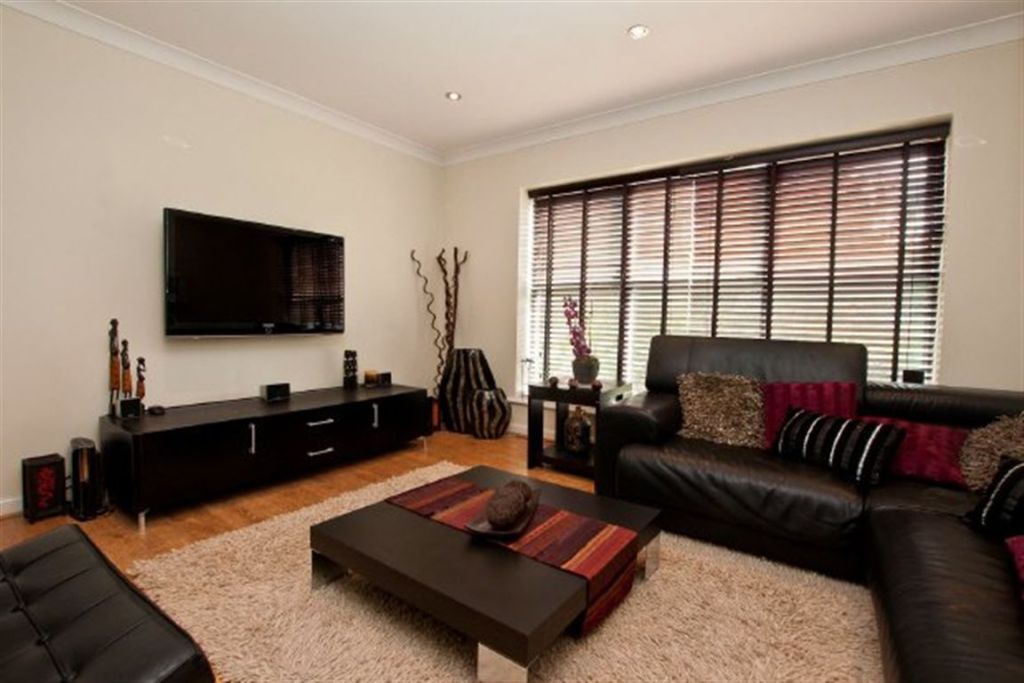 Buy or rent a property | Constable Avenue, London E16 1TZ