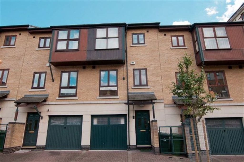 Buy or rent a property | Constable Avenue, London E16 1TZ