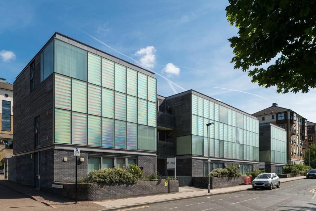 Buy or rent a property | Evelyn Road, London E16 1UU