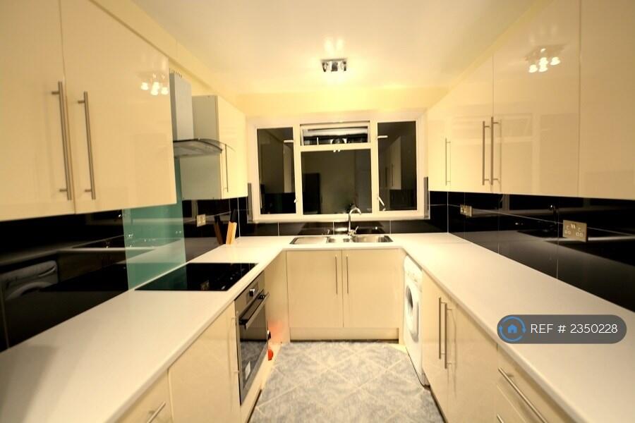 Buy or rent a property | Saville Road, London E16 2DS