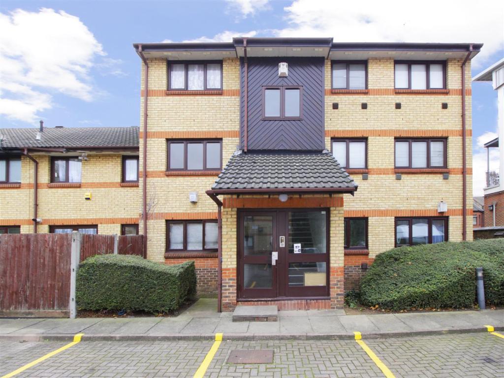 Buy or rent a property | Rawsthorne Close, London E16 2JR