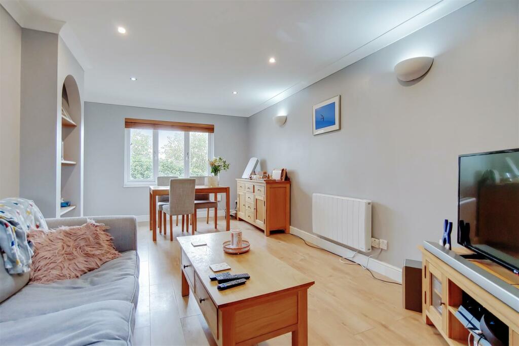 Buy or rent a property | Rawsthorne Close, London E16 2JR