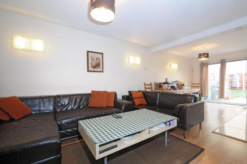 Buy or rent a property | Rawsthorne Close, London E16 2JR