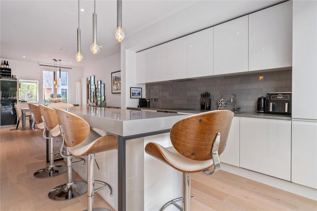 Buy or rent a property | Starboard Way, London E16 2NZ