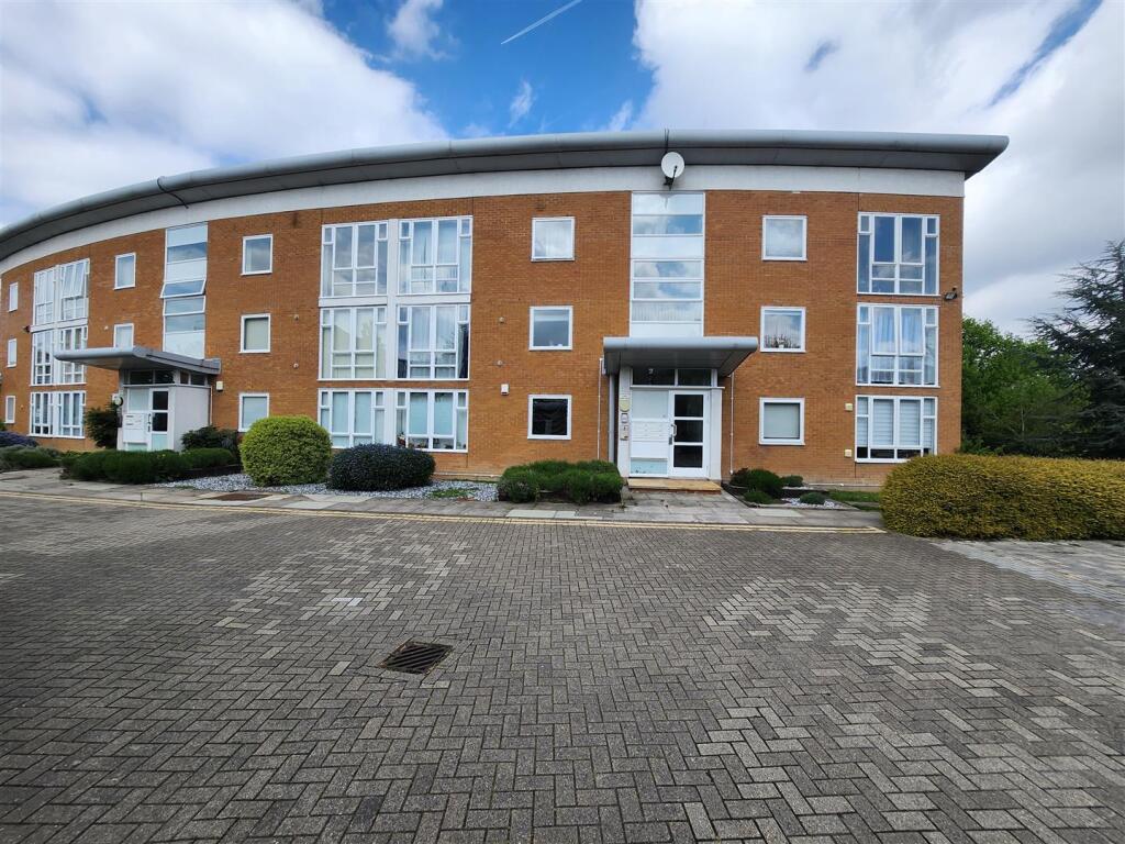Buy or rent a property | Grimsby Grove, London E16 2RJ