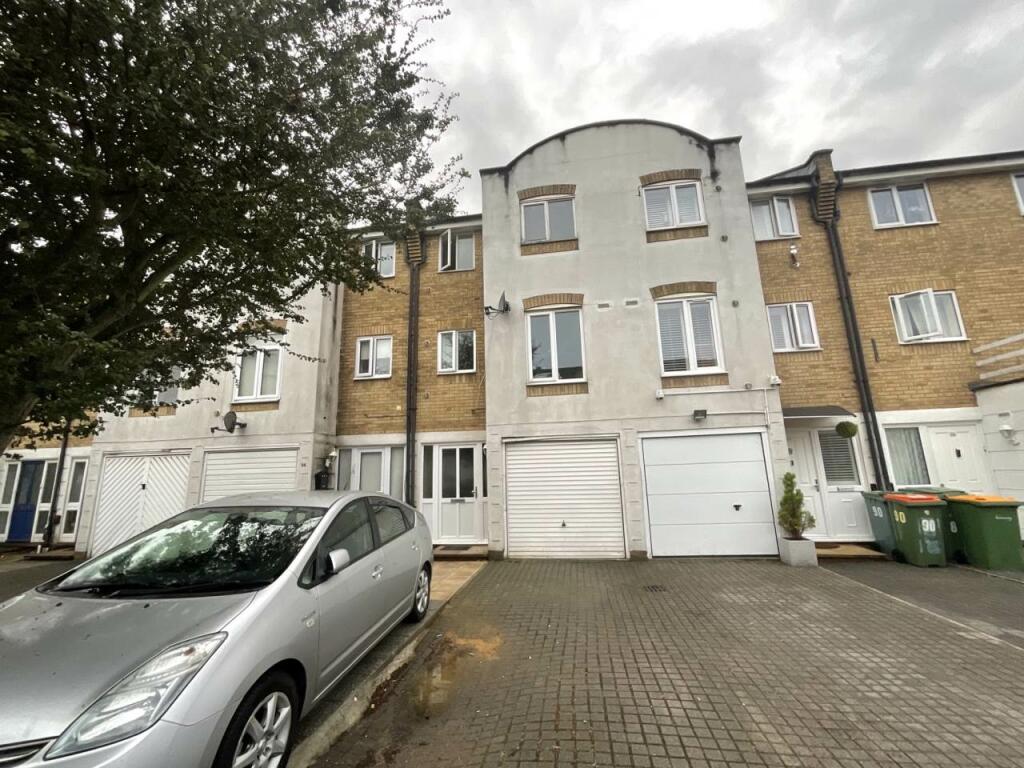 Buy or rent a property | Grimsby Grove, London E16 2RJ
