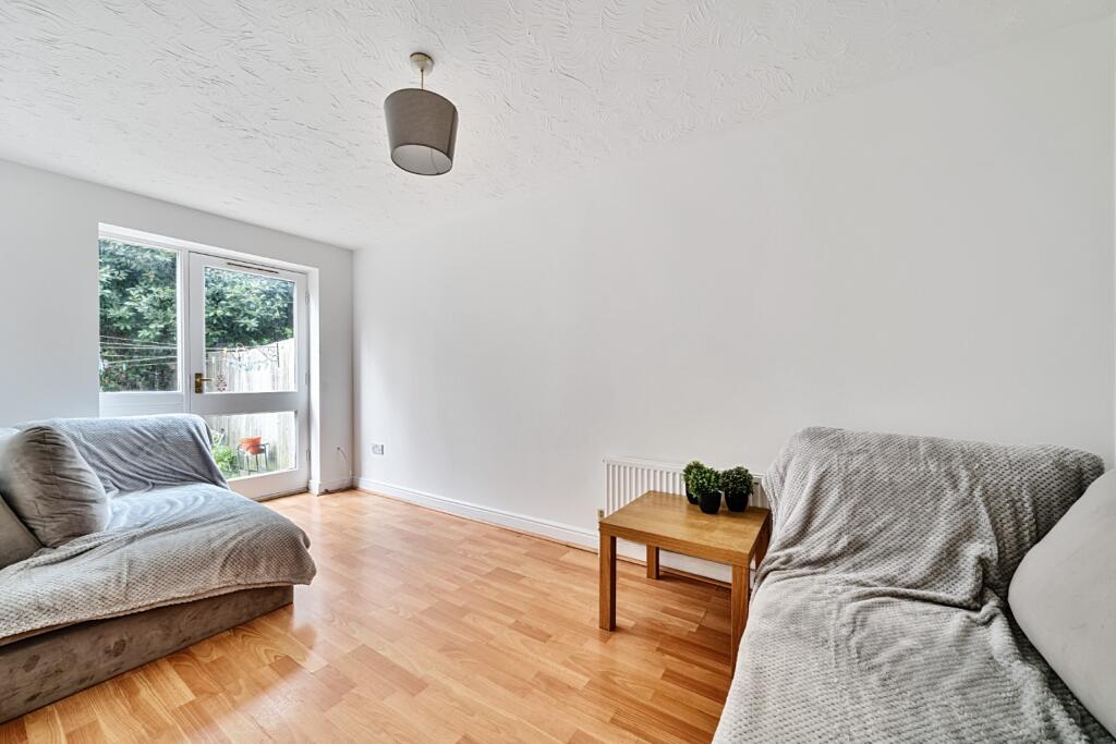 Buy or rent a property | Grimsby Grove, London E16 2RJ