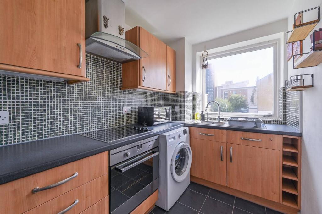 Buy or rent a property | Felixstowe Court, London E16 2RR