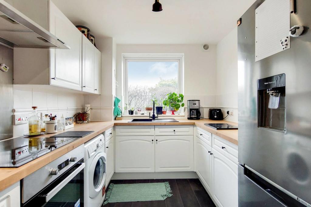 Buy or rent a property | Felixstowe Court, London E16 2RR