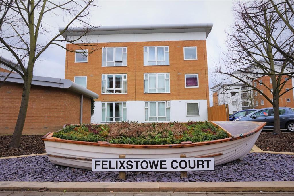 Buy or rent a property | Felixstowe Court, London E16 2RR