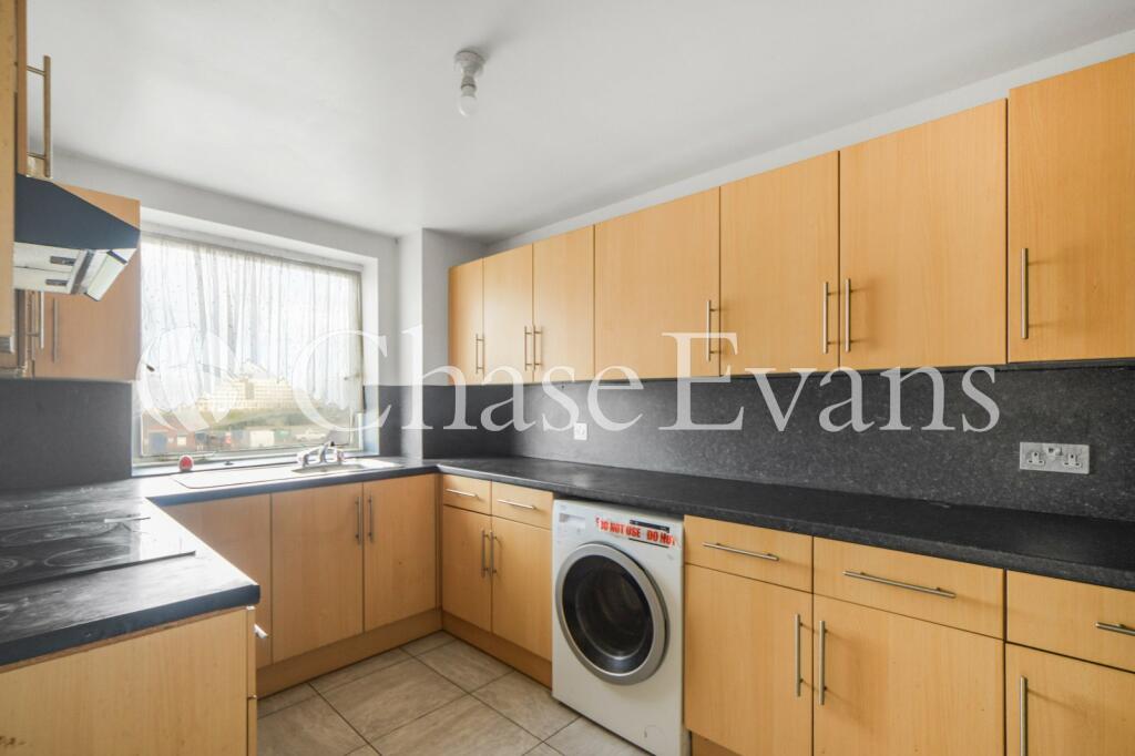 Buy or rent a property | Felixstowe Court, London E16 2RS