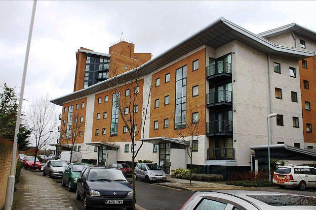 Buy or rent a property | Fishguard Way, London E16 2RX